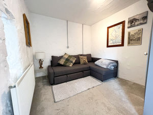 Photo 6- click for photo gallery